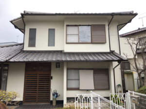 福山・外壁塗装・施工前・外壁のひび割れ